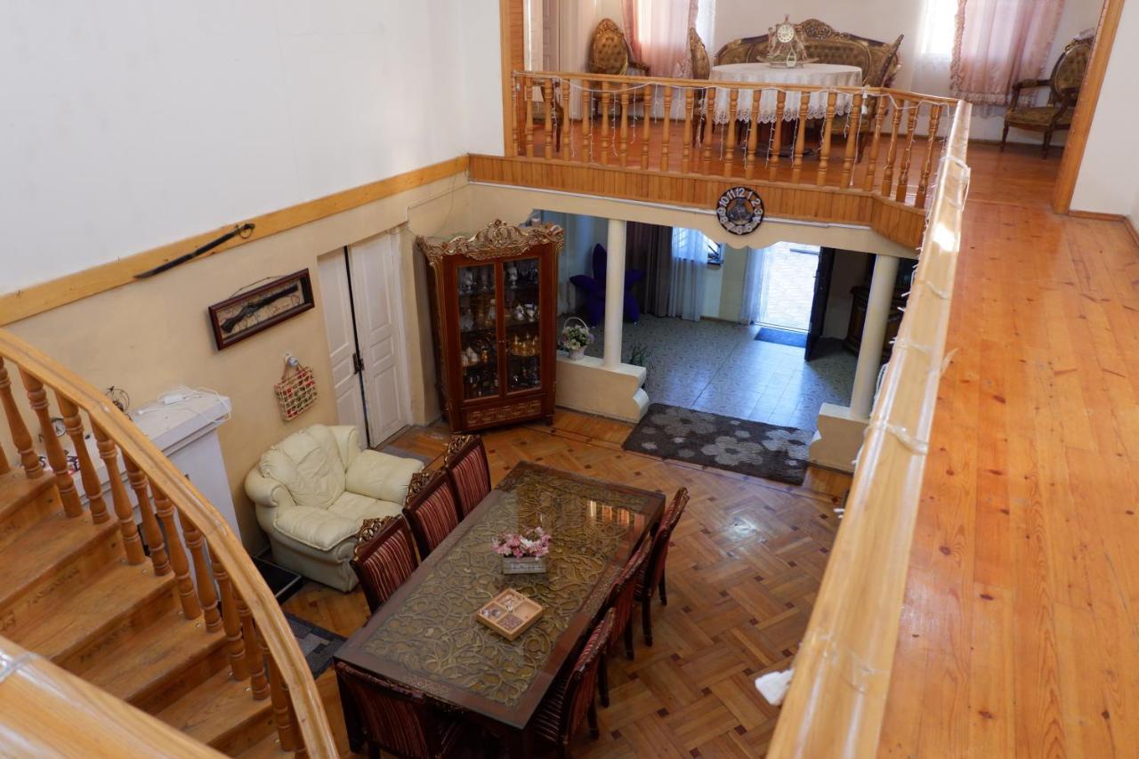 Rezo'S Ranch Apartman Samtredia Kültér fotó
