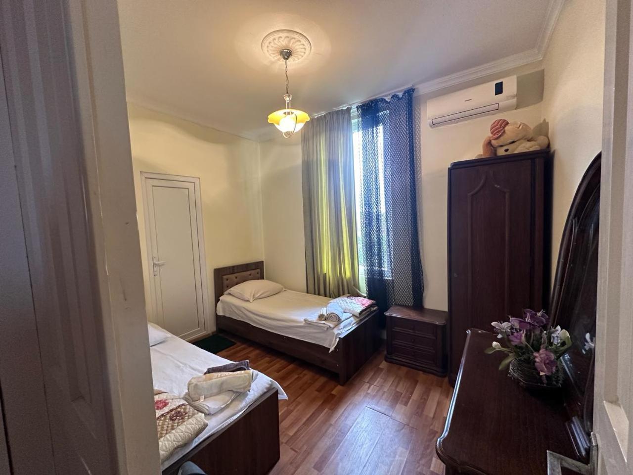 Rezo'S Ranch Apartman Samtredia Kültér fotó