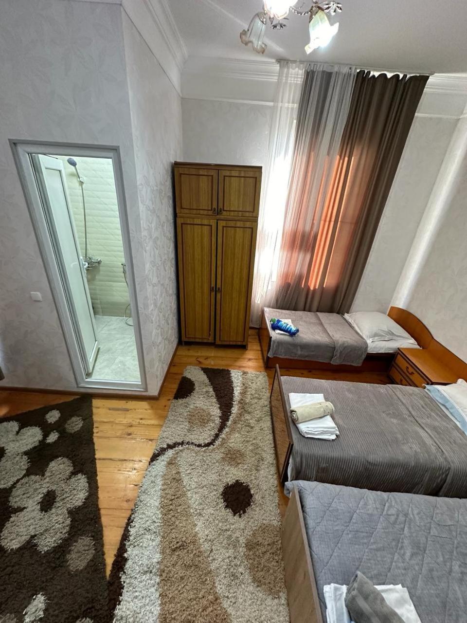Rezo'S Ranch Apartman Samtredia Kültér fotó