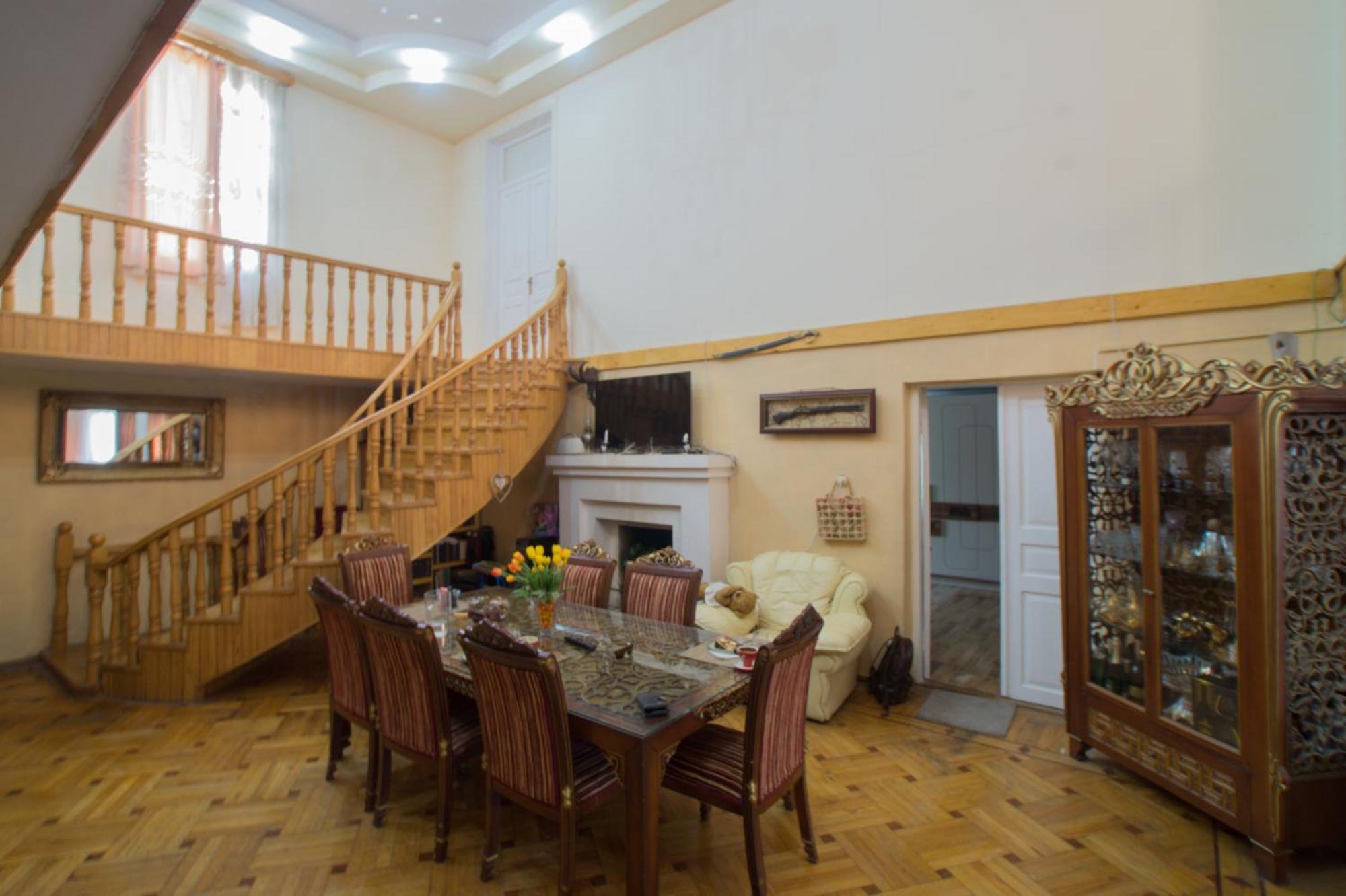 Rezo'S Ranch Apartman Samtredia Kültér fotó