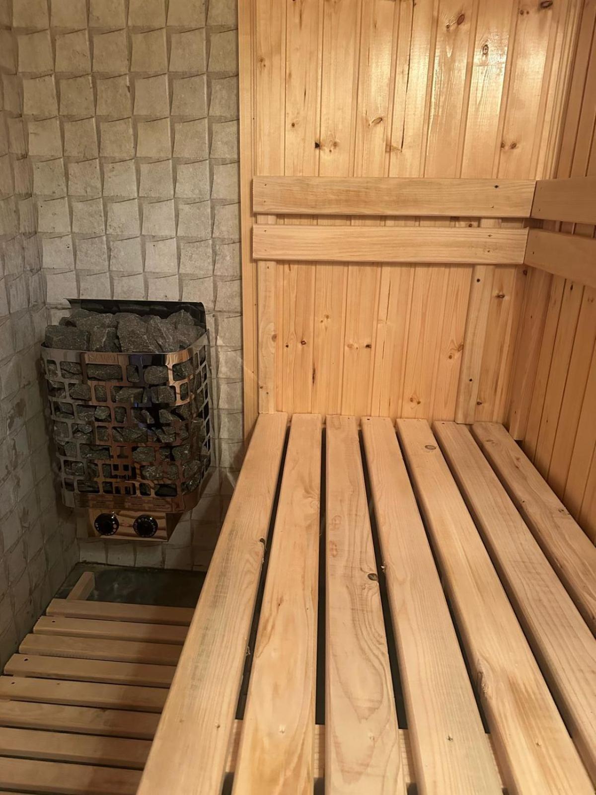 Rezo'S Ranch Apartman Samtredia Kültér fotó